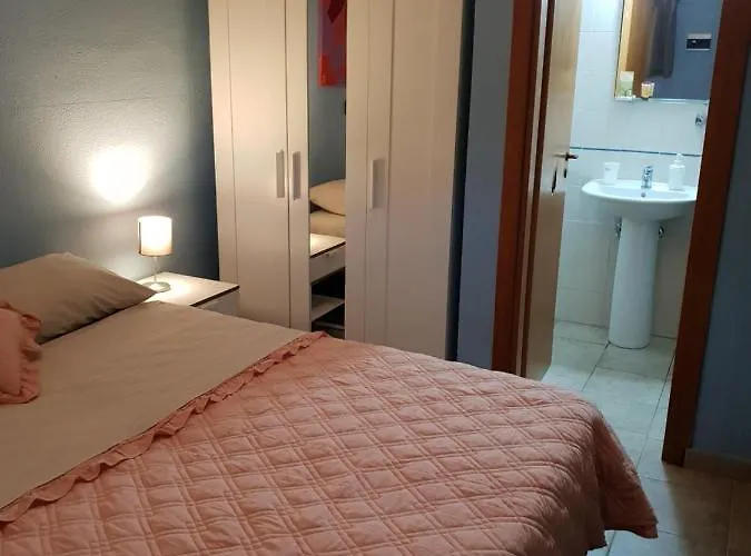 Rooms In The Beach Catania
